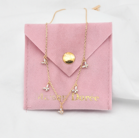 Maison Doreé Fly Necklace Gold Plated - Picture 8 of 9